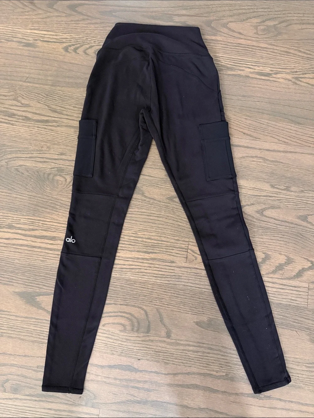 ALO Yoga Black High-Rise Cargo Pocket Leggings